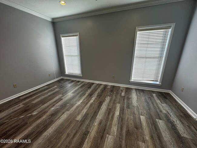 Building Photo - 201 Pavilion St