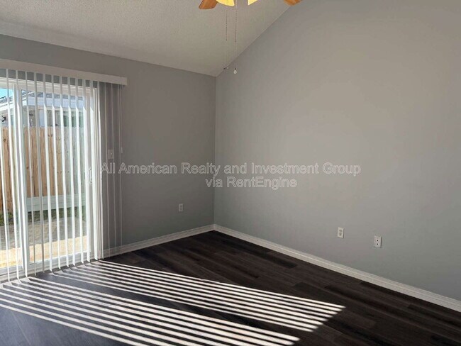 Building Photo - 1922 Heartland Dr