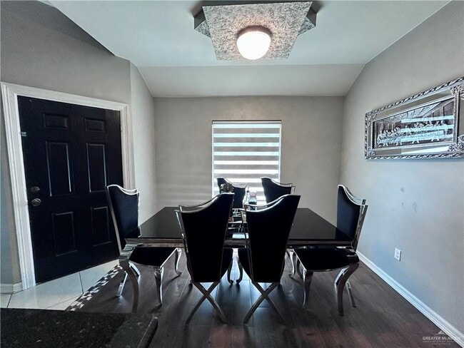 Building Photo - 25 Brightwood Ave