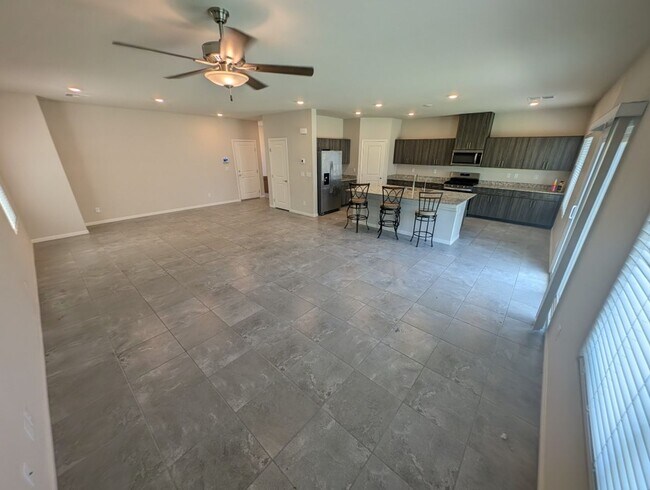 Building Photo - 3752 Andorian Ave
