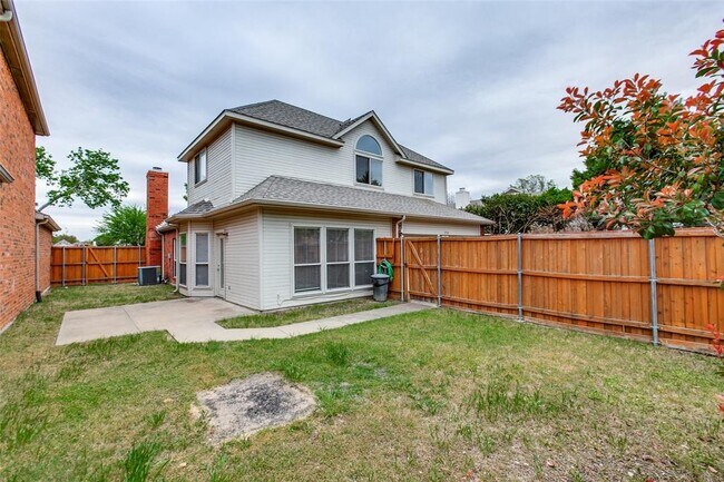 Building Photo - 2719 Cherlin Pl