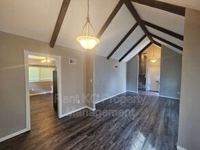 Building Photo - 10013 N Harrison Dr