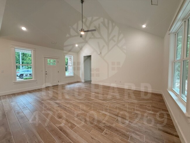 Building Photo - Bella Vista Single-Family Home- 2 Bed/ 2 Bath- Well-Designed Fernley Plan