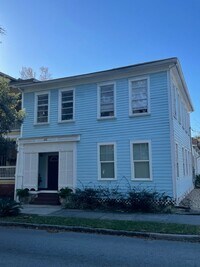 Building Photo - GORGEOUS UNIT NEAR STARLAND/SCAD