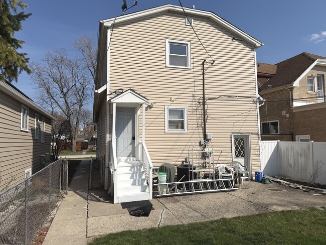 Building Photo - 3126 Elder Ln