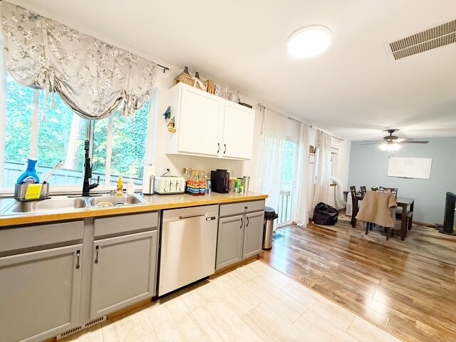 Building Photo - 4933 Bowwood Cir NE