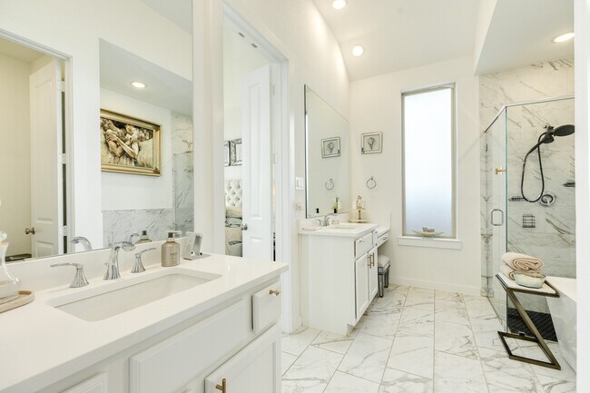 Building Photo - 9619 Wright Dr