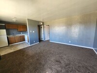 Building Photo - 1582 Lansing St