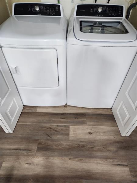 Building Photo - 3667 Carambola Cir N