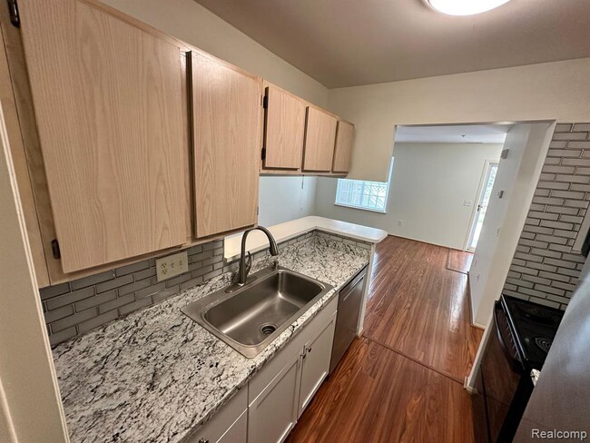 Building Photo - 22277 Atlantic Pointe
