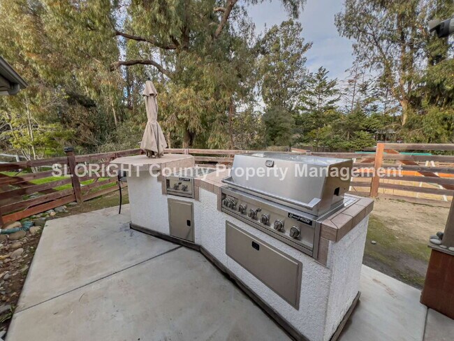 Building Photo - AVAILABLE FEBRUARY - Spacious Single-Story Home on 1 Acre in Nipomo - 3 Bed / 2 Bath