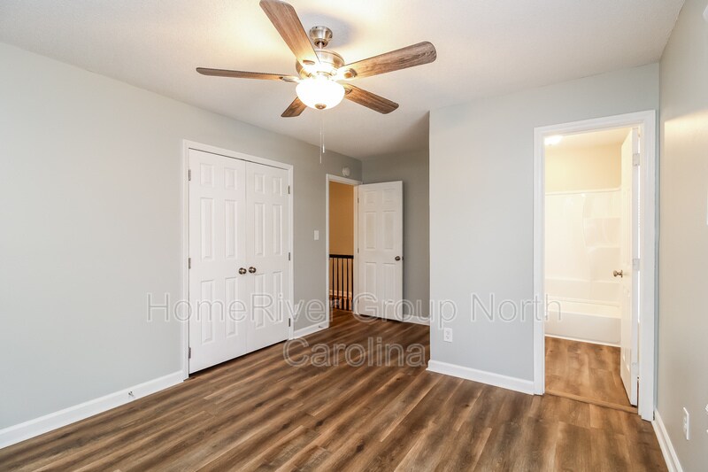 Building Photo - 4627 Lawndale Dr