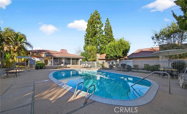 Building Photo - 1263 Paseo Dorado