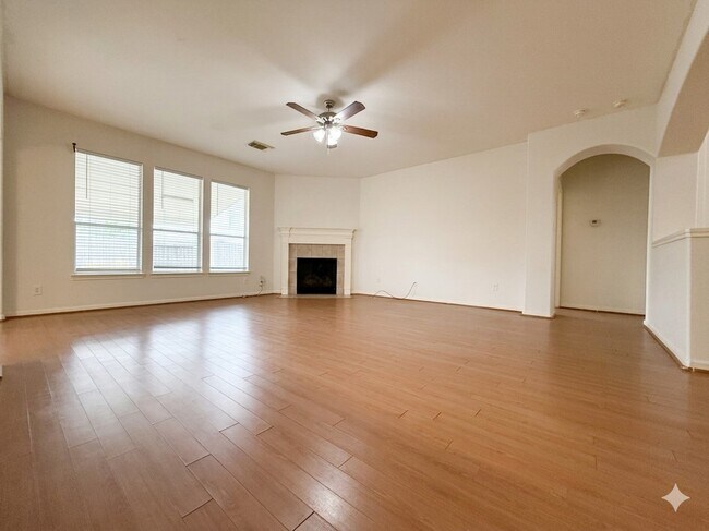 Building Photo - 4123 Applecreek Bend Dr