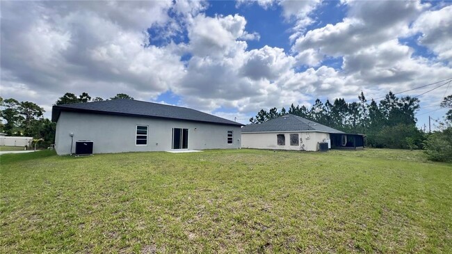 Building Photo - 446 Alamo St