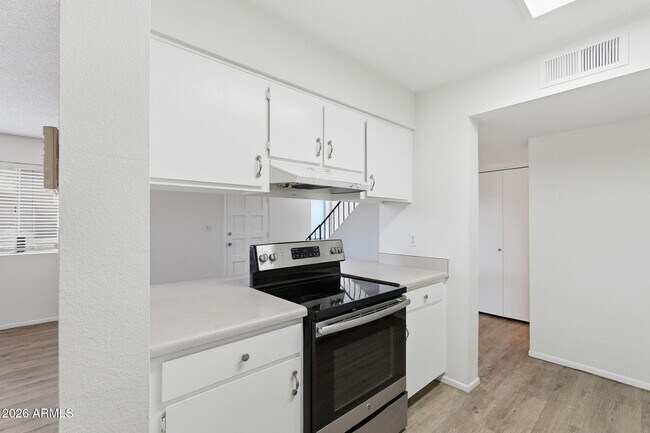 Building Photo - 1500 W Rio Salado Pkwy