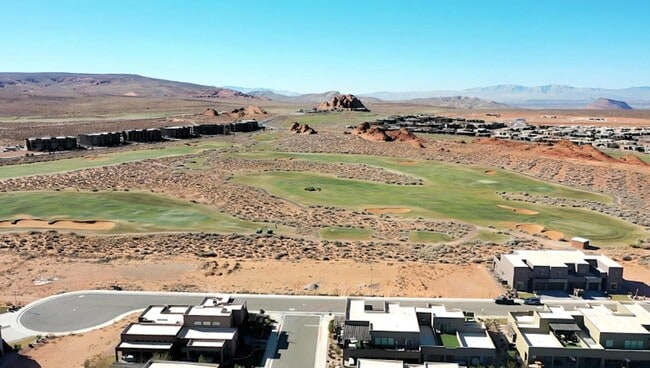 Building Photo - Sand Hollow Sunset