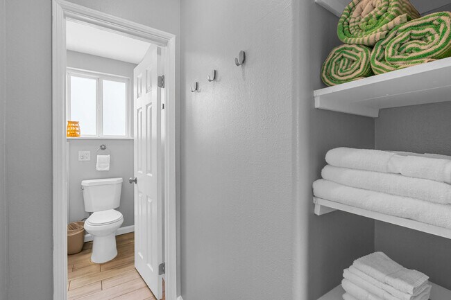 Building Photo - 803 San Luis Obispo Pl