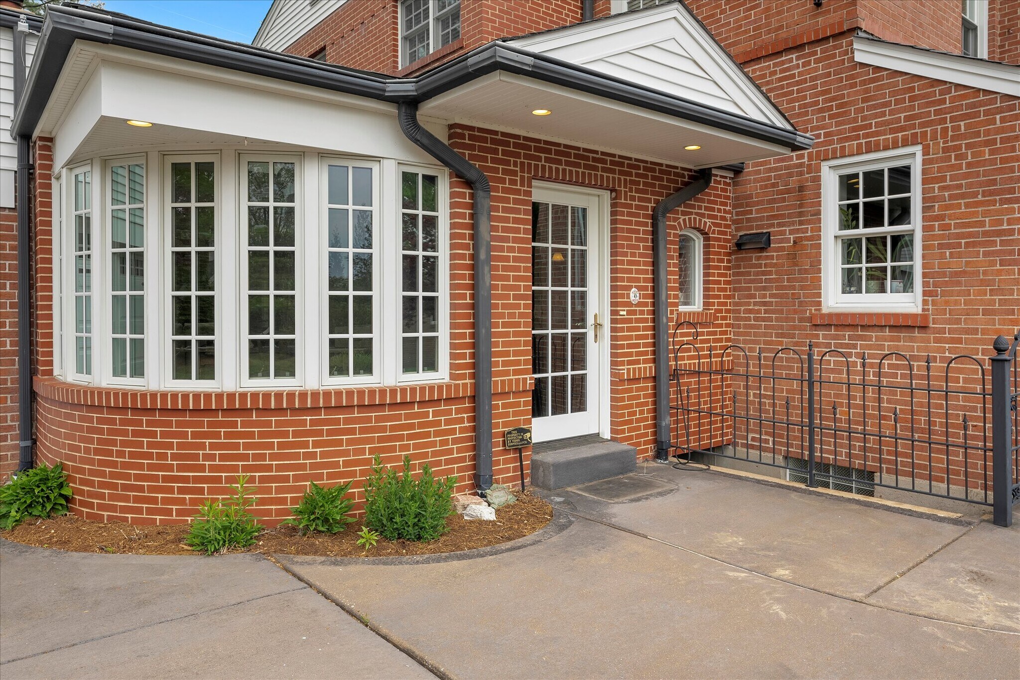 Building Photo - 15 Brazillian Ct