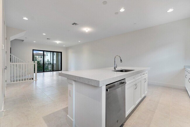 Building Photo - 5320 Sagan Ln