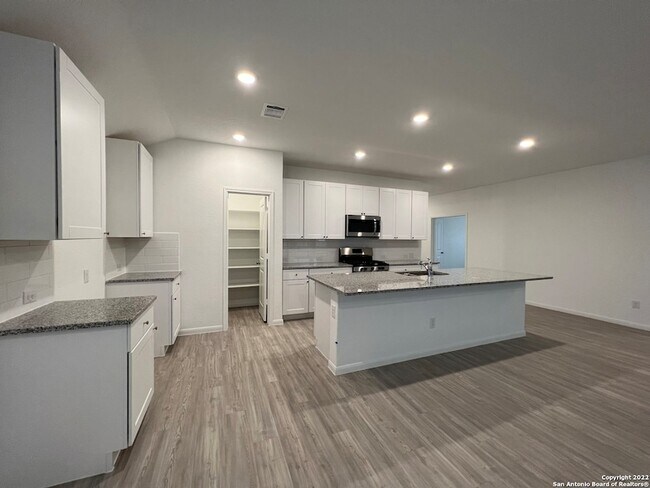 Building Photo - 446 Fairy Duster Dr
