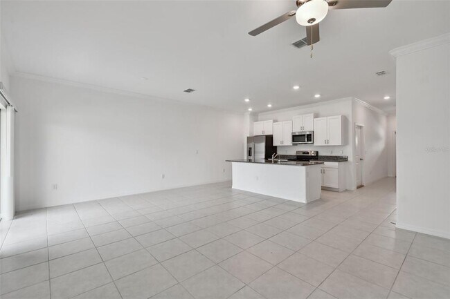Building Photo - 9653 Ashworth Pl