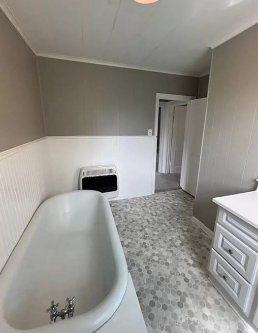 Building Photo - 288 S Walnut St