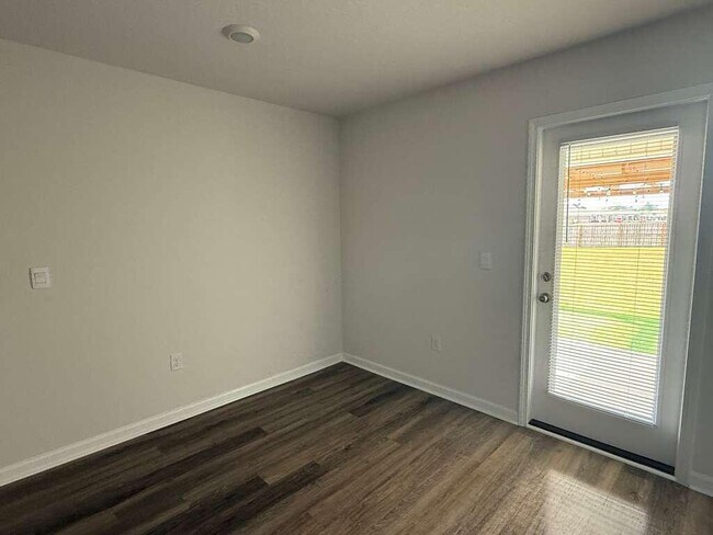 Building Photo - 5509 Silverbell Dr