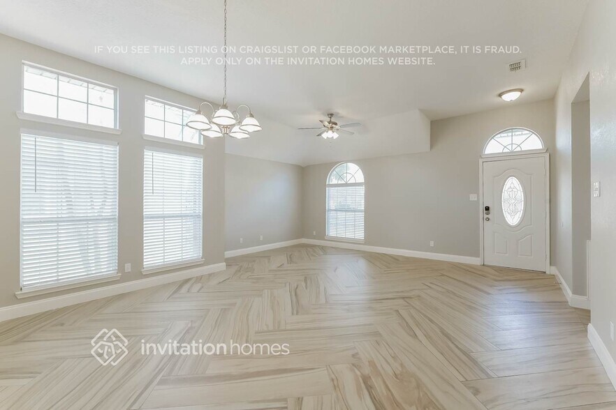 Building Photo - 7005 Longo Dr