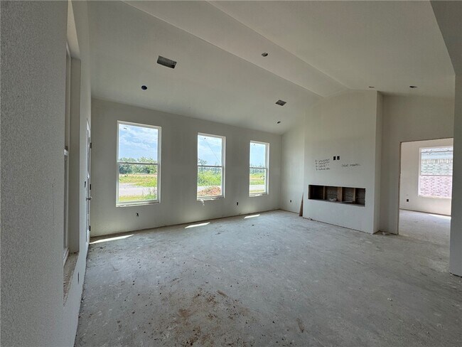 Building Photo - 6607 SW Basswood Ave