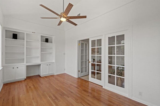 Building Photo - 506 W 33rd St