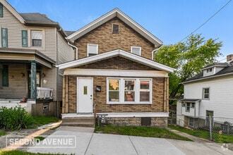 Building Photo - 833 Vermont Ave