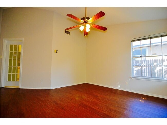 Building Photo - 9101 Palace Pkwy