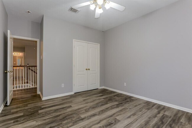 Building Photo - 2207 Stoneycreek Park Ct