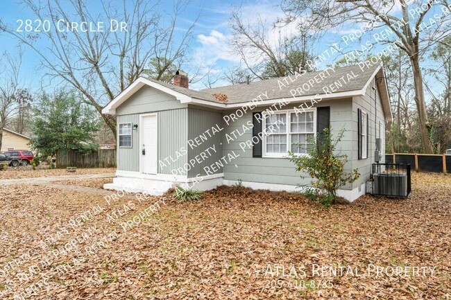 Building Photo - Charming Renovated 3-Bedroom Home in Prime...