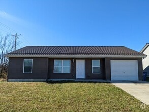 Building Photo - 3 bed/2 bath with 1 car garage for lease