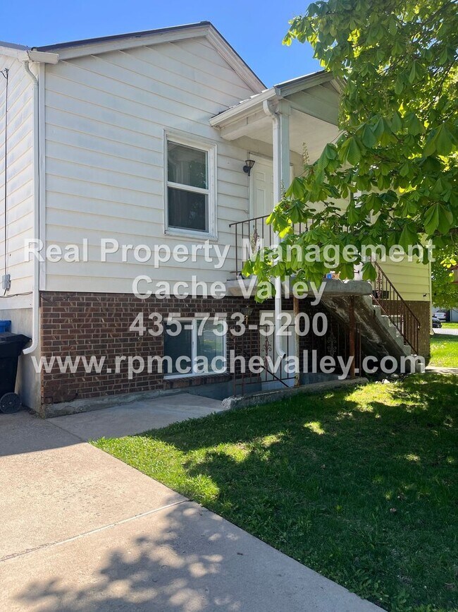 Building Photo - 410 N 200 W