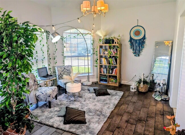 Building Photo - Exceptional Home in Arlington – Great Layout & Prime Location