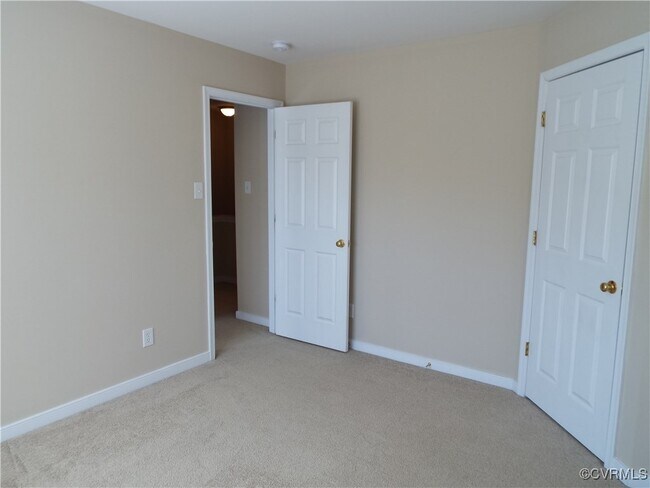 Building Photo - 11471 Abbots Cross Ln
