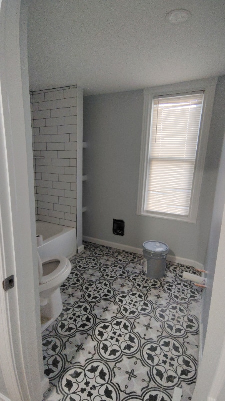 Building Photo - 1000 Main Ave