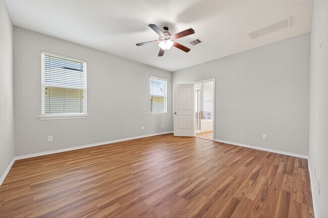 Building Photo - 1326 Seagler Pond Ln