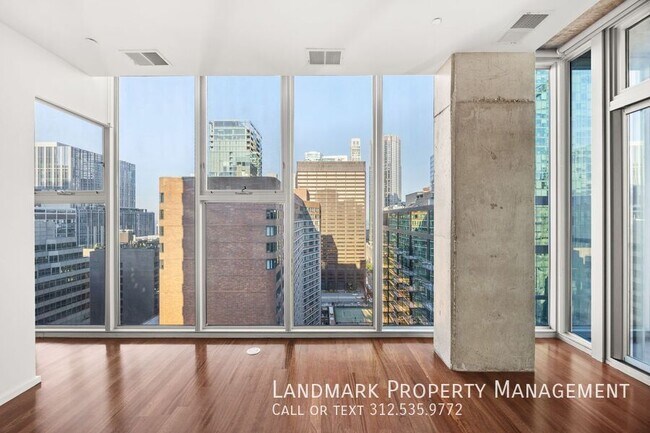 Building Photo - 550 N St Clair St