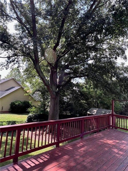 Building Photo - 1180 Starline Dr