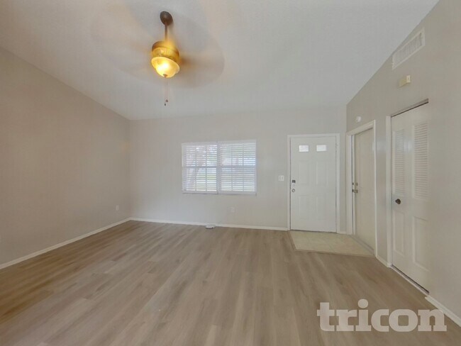 Building Photo - 14004 Basin St