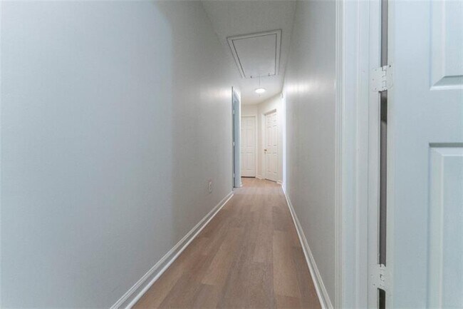 Building Photo - 7065 Mahonia Pl