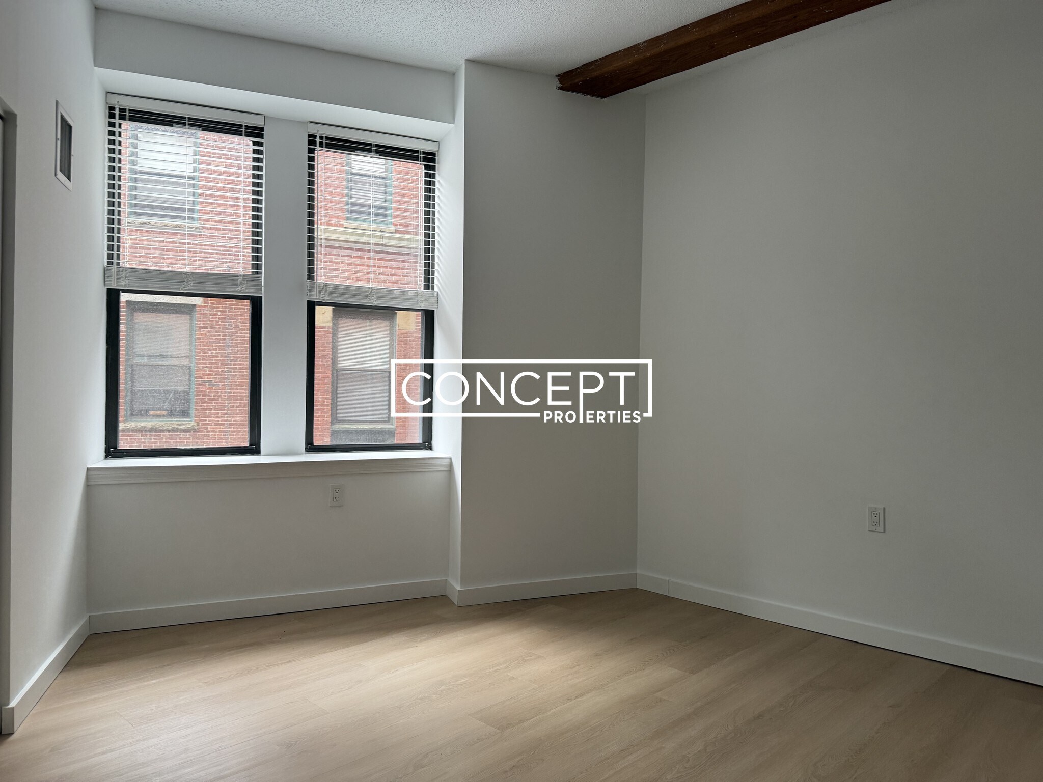 Building Photo - 1200 Adams St