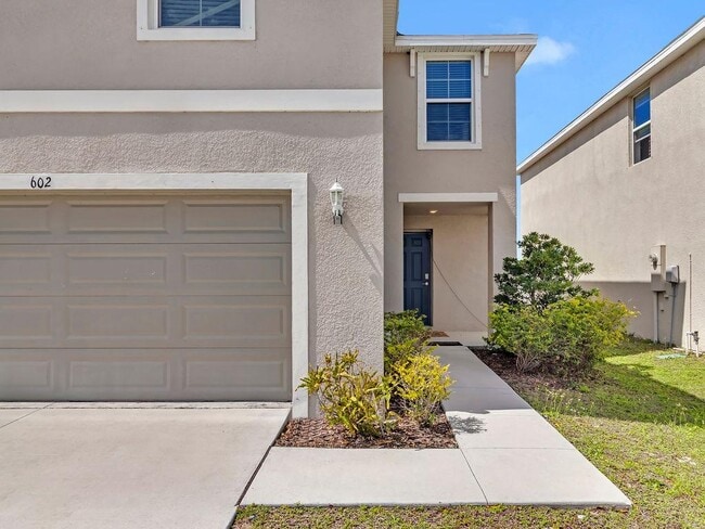 Building Photo - 602 Olive Conch St