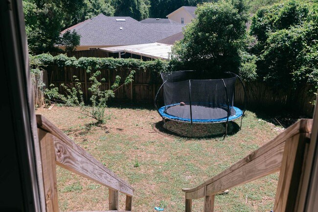 Building Photo - 2597 Panther Creek Rd