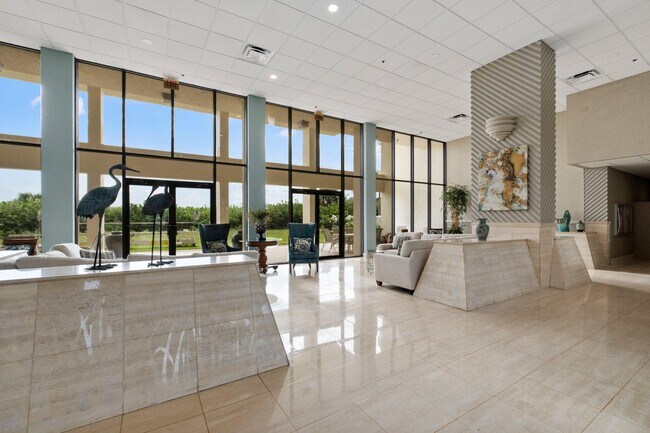 Building Photo - 3100 N Hwy A1A