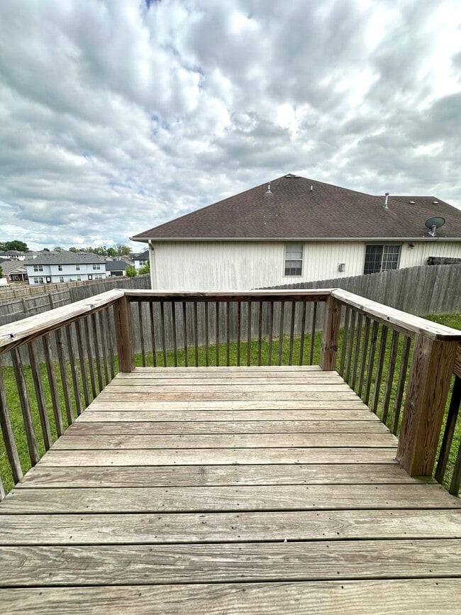 Building Photo - Comfortable 3 Bed Duplex in Convenient Ozark Location